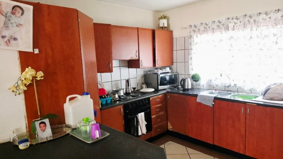 3 Bedroom Property for Sale in Rustenburg Central North West